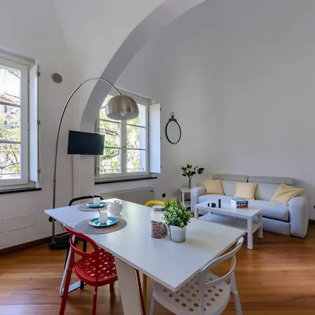 Altido Lovely Flat For 4 Near Piazza Corvetto *